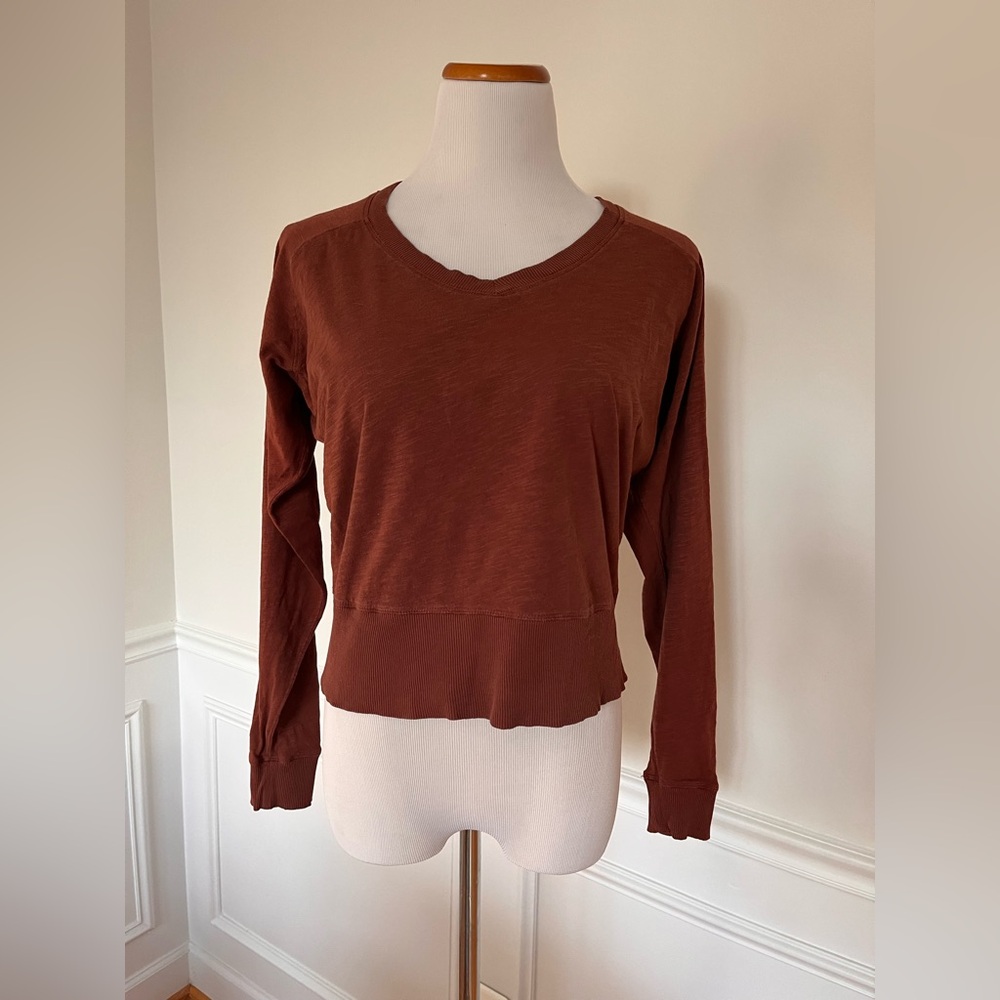 Bobi Los Angeles Rust Long Sleeve Knit Top – Size Small